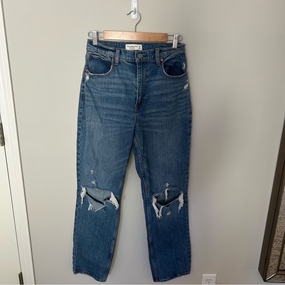 Abercrombie & Fitch Ultra High Rise 90's Straight Jean Curve Love 6/28
